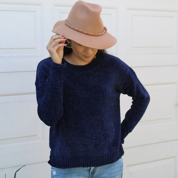 🚨LAST PAIR//The Luna//Blue chenille Sweater - Picture 8 of 8